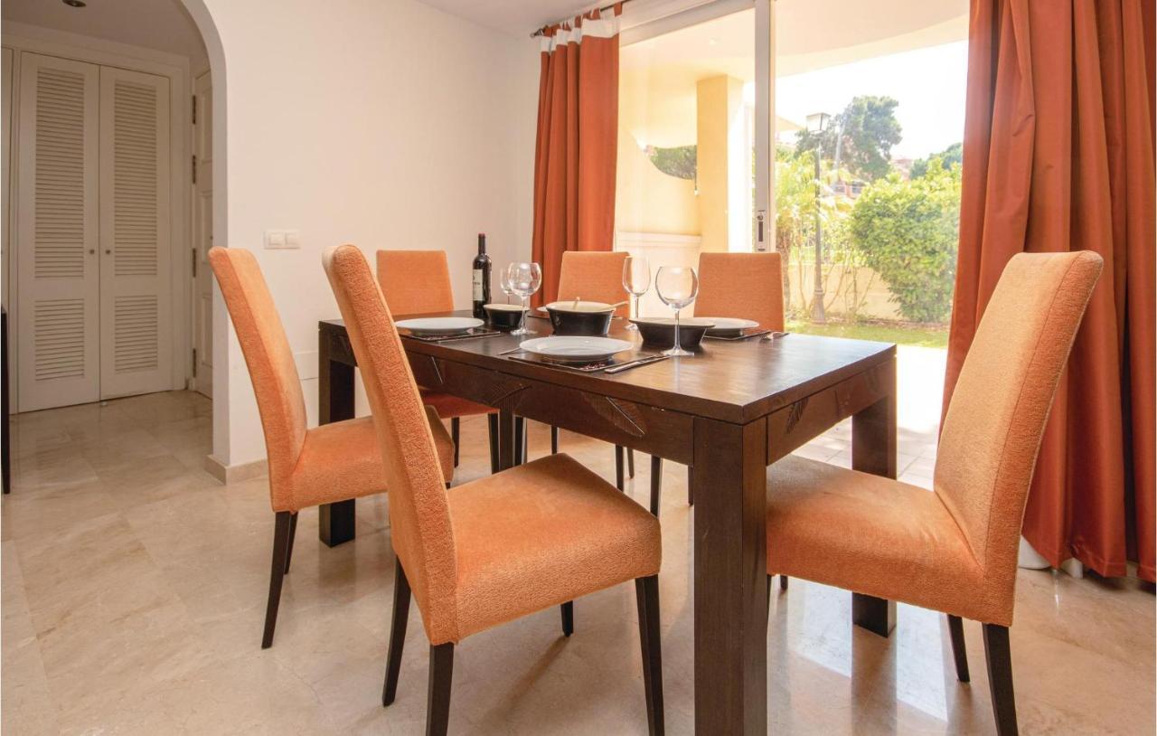 Beautiful Apartment In Marbella-Cabopino With 2 Bedrooms, Wifi And Outdoor Swimming Pool Exteriér fotografie